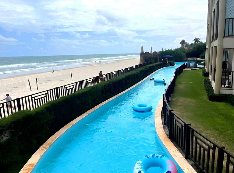Flat à Beira do Mar e pé na areia em Beach Park