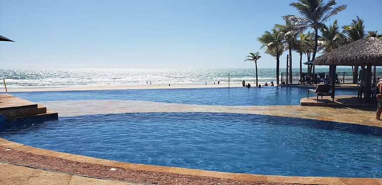 Flat à Beira do Mar e pé na areia em Beach Park