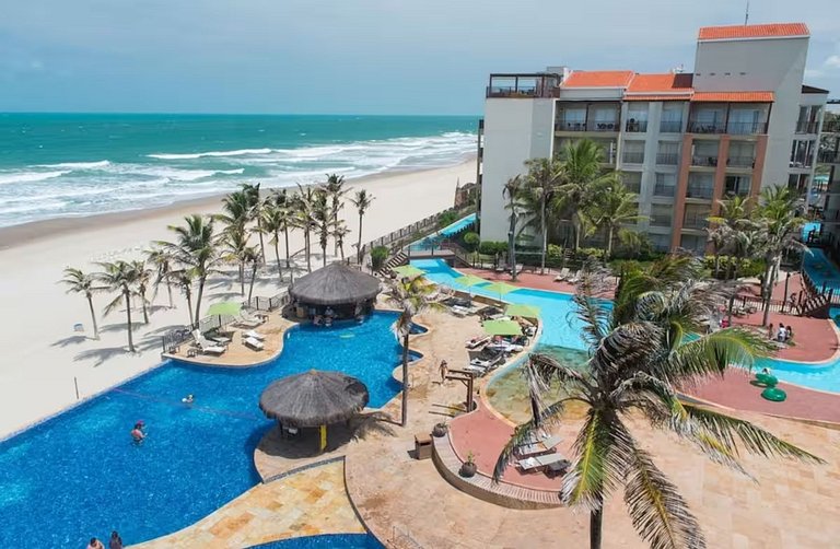 Flat à Beira do Mar e pé na areia em Beach Park