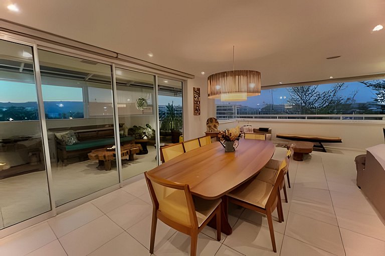 Penthouse with Jacuzzi at Golf Ville by Casamarinn