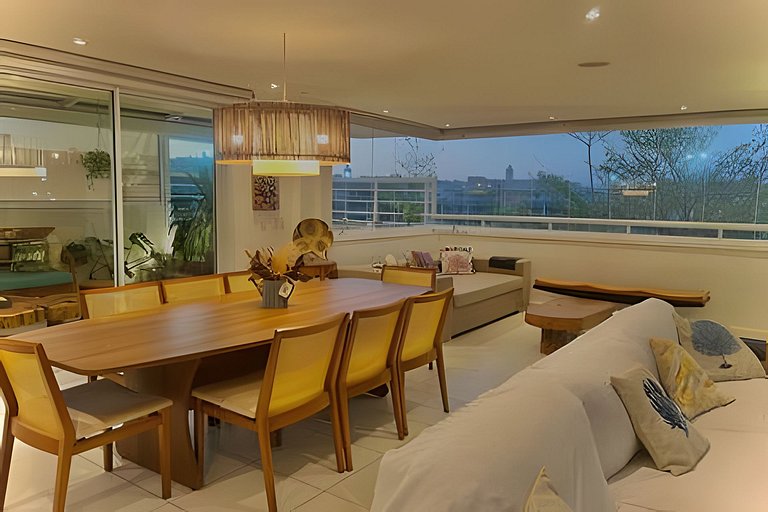 Penthouse with Jacuzzi at Golf Ville by Casamarinn