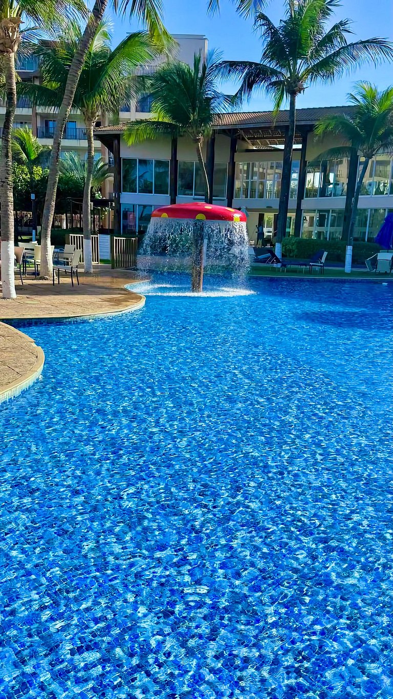 Jacuzzi Condo Beach Living Resort | Close to Beach Park (3-m