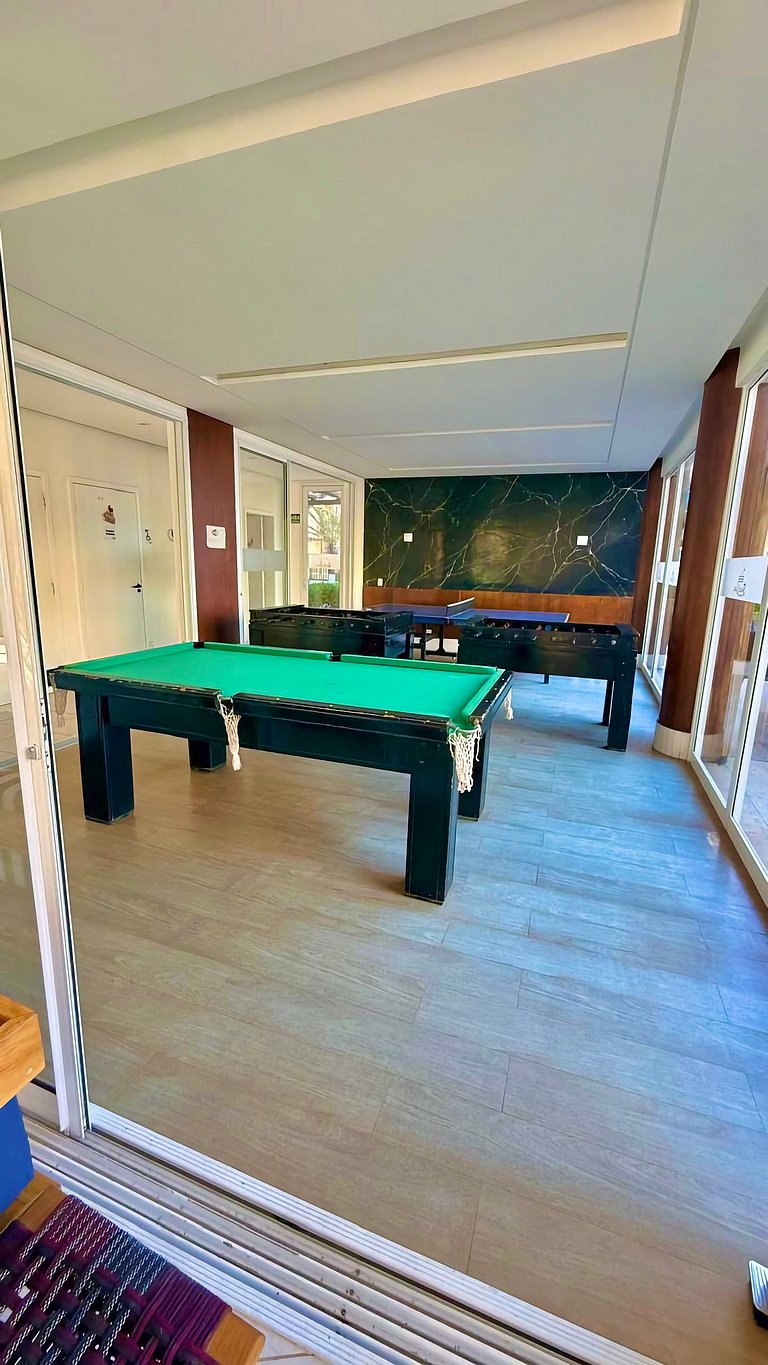 Apartamento Jacuzzi Living Resort Next to Beach Park