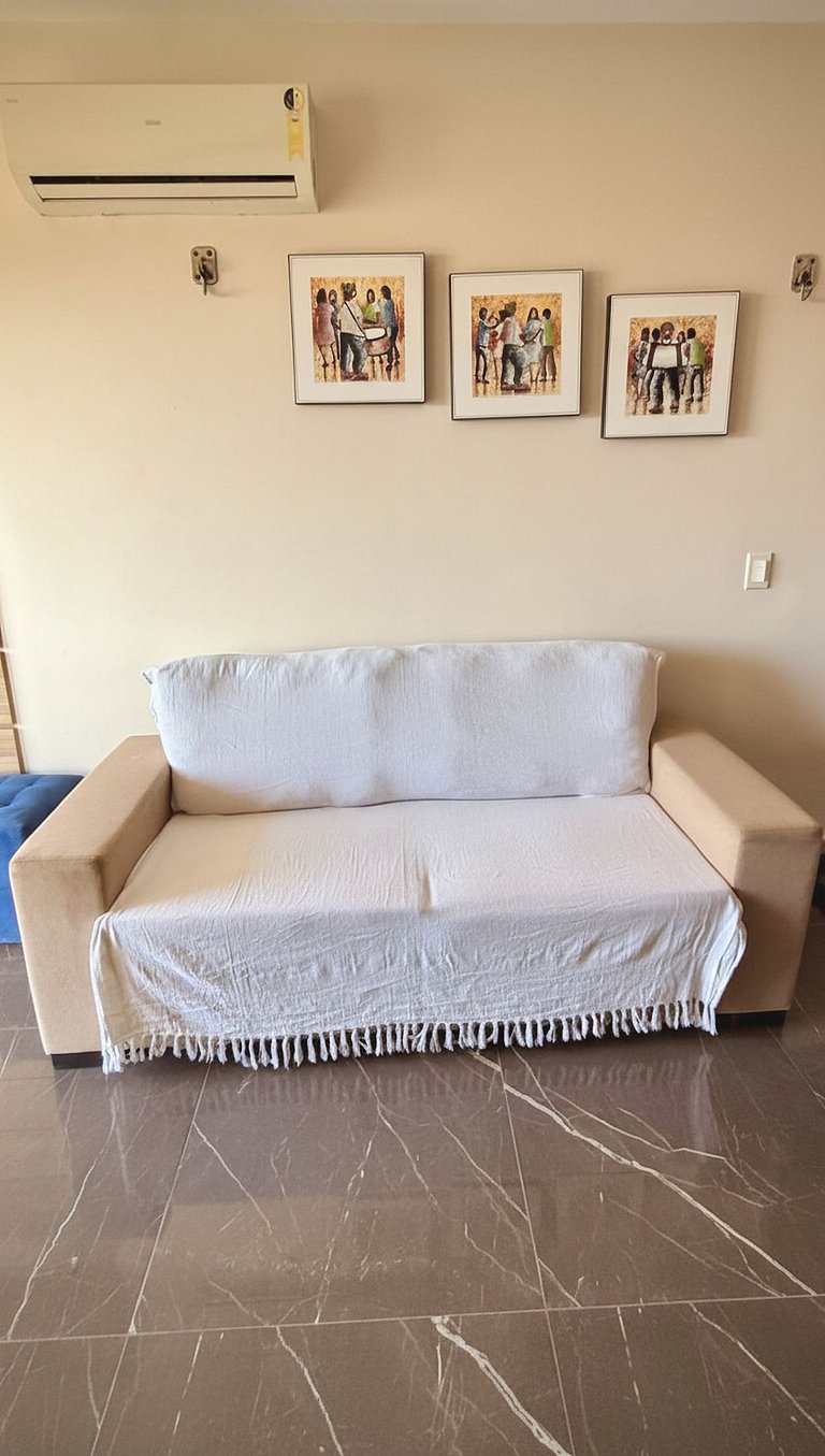 Jacuzzi Condo Beach Living Resort | Close to Beach Park (3-m